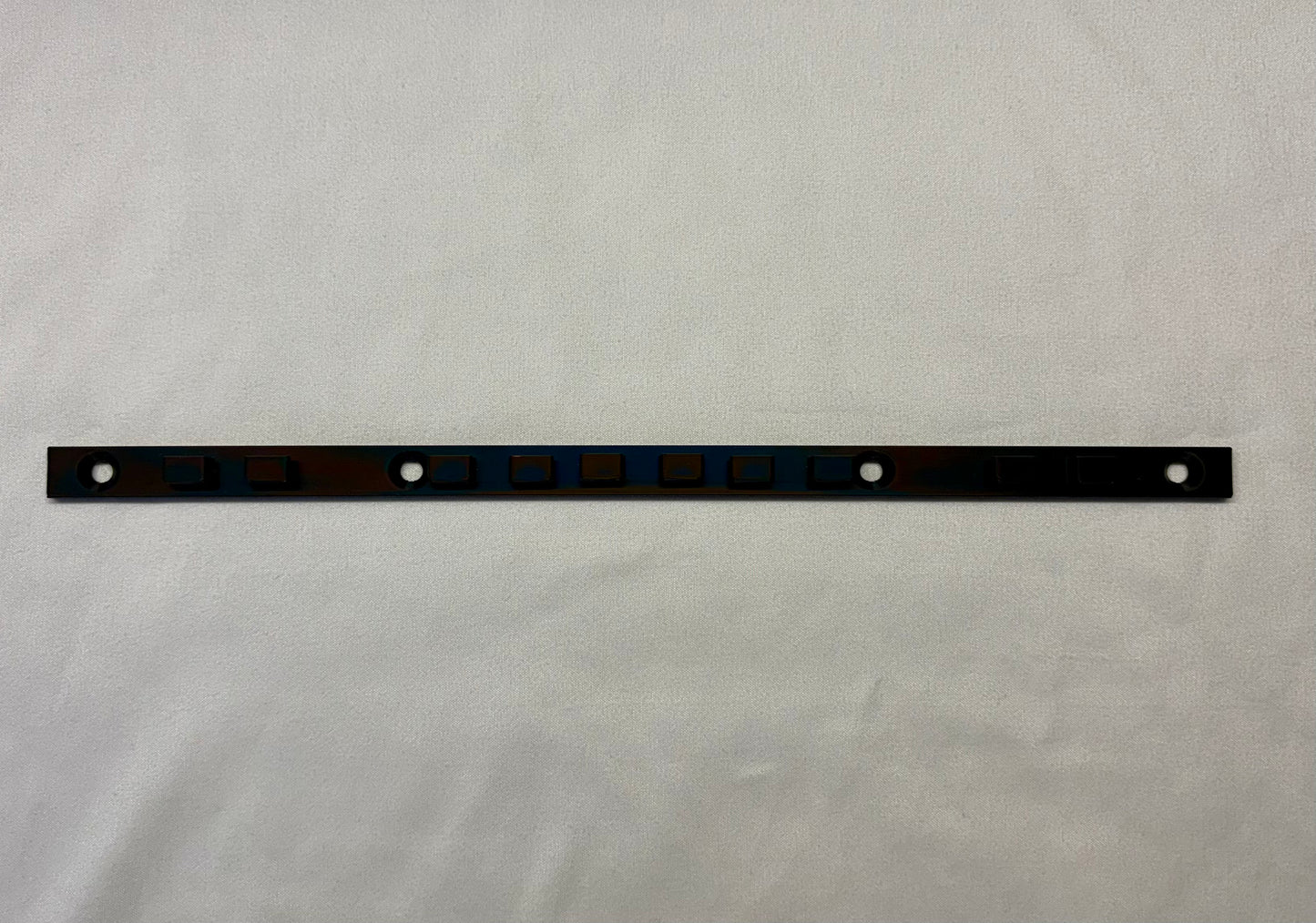 TrackSlot™ Bait Rack